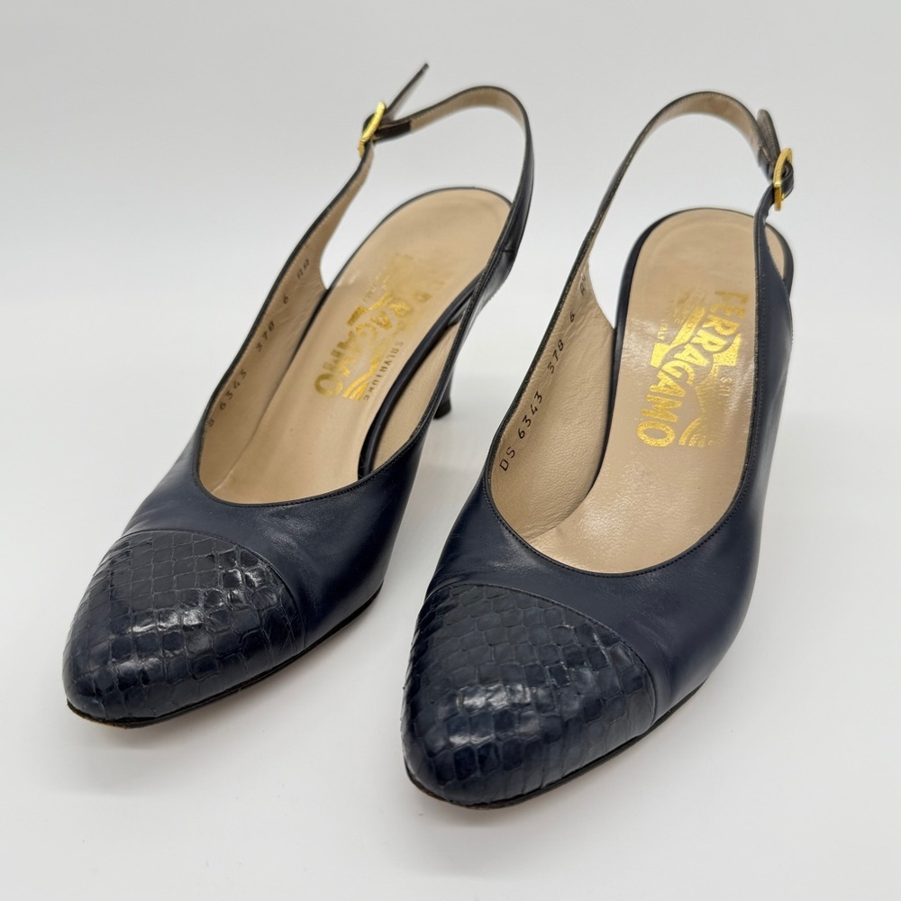 Salvatore Ferragamo Women's Navy Snakeskin Slingback Leather Heels Shoes Size 6